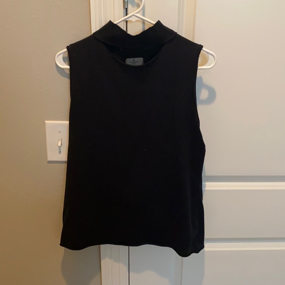 Casual black top
